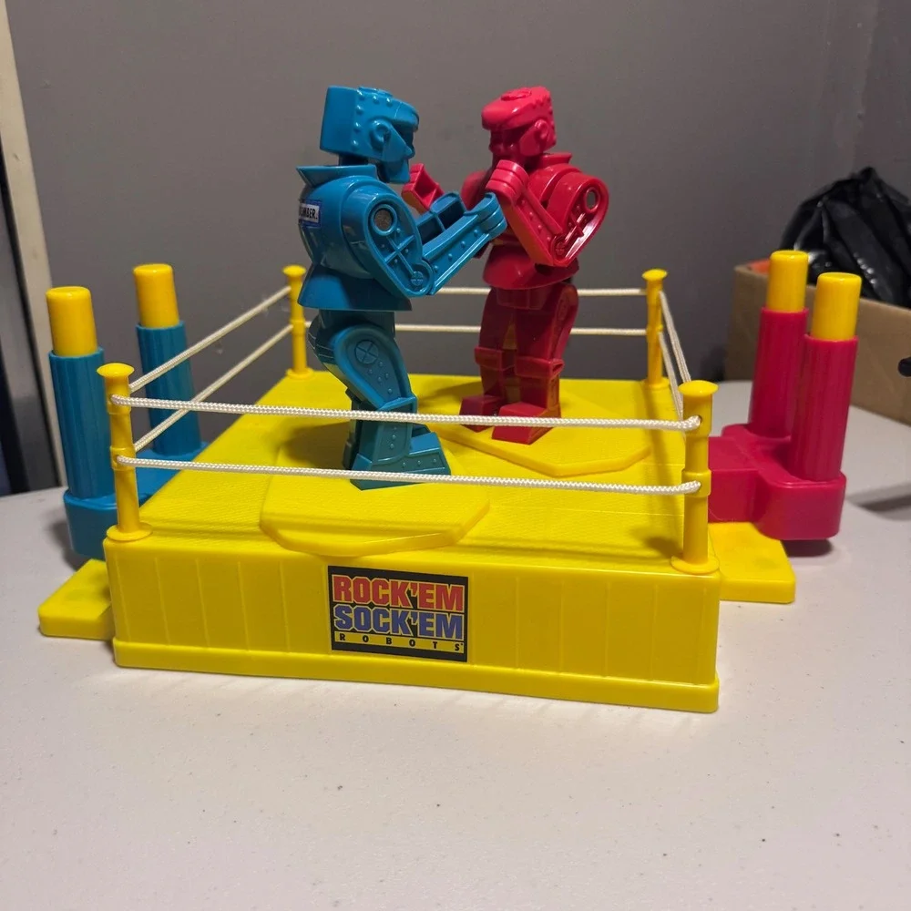 Mattel 2014 Rock'em Sock'em Robots Boxing Game Complete